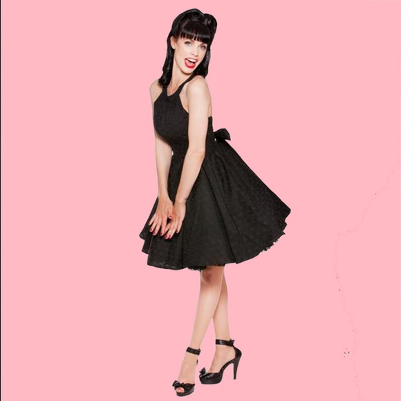 🌺ONLY 1 LEFT!  Kinny & Howie Diana Eyelet Dress - Picture 2 of 7